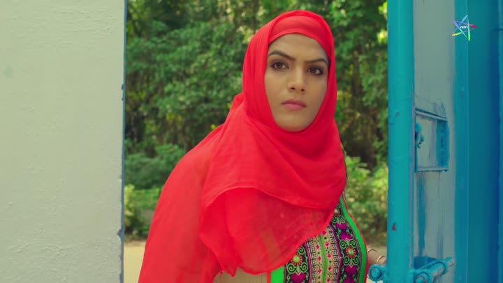 Screenshot Of Trishna 2023 Hindi Season 01 Episodes 01 To 03 Ratri WEB Series